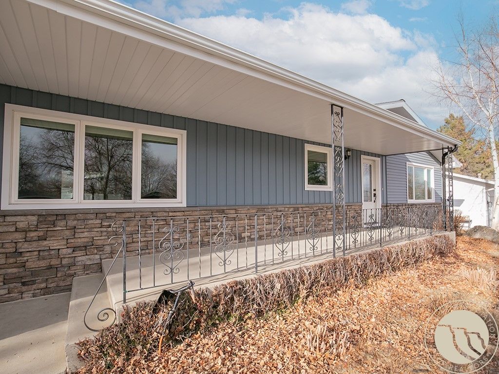 Photo of 914 Aronson Avenue, Billings, MT 59105 (MLS # 356996)