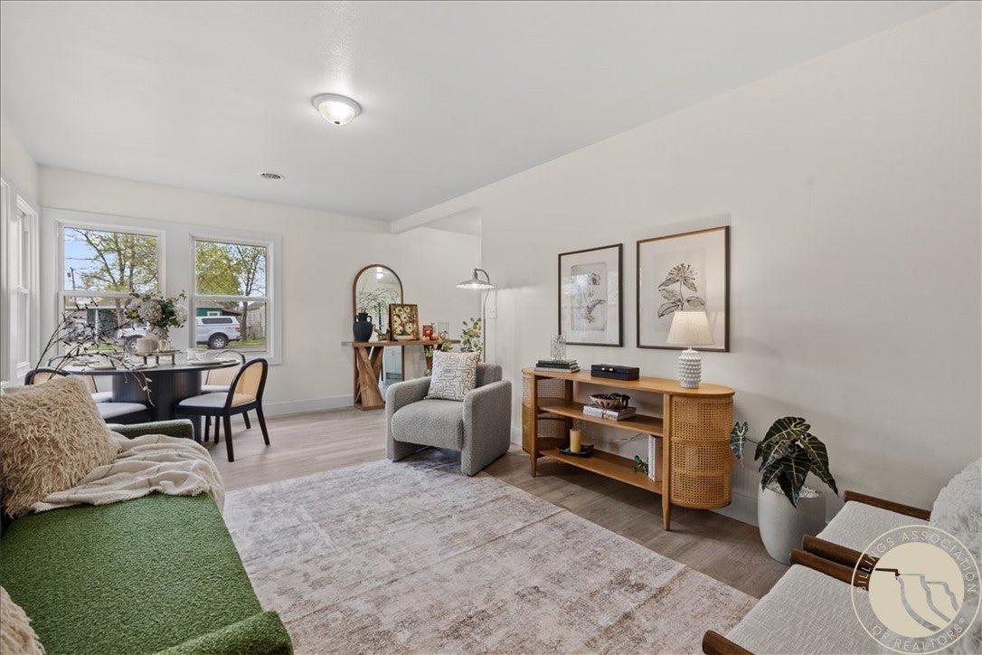 1331 Custer Avenue