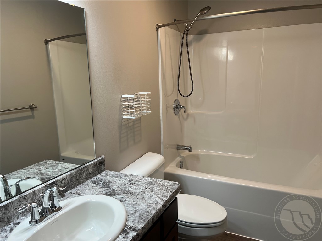 Billings, Montana 59105, United States, 3 Bedrooms Bedrooms, ,2 BathroomsBathrooms,Residential,Pending,31219