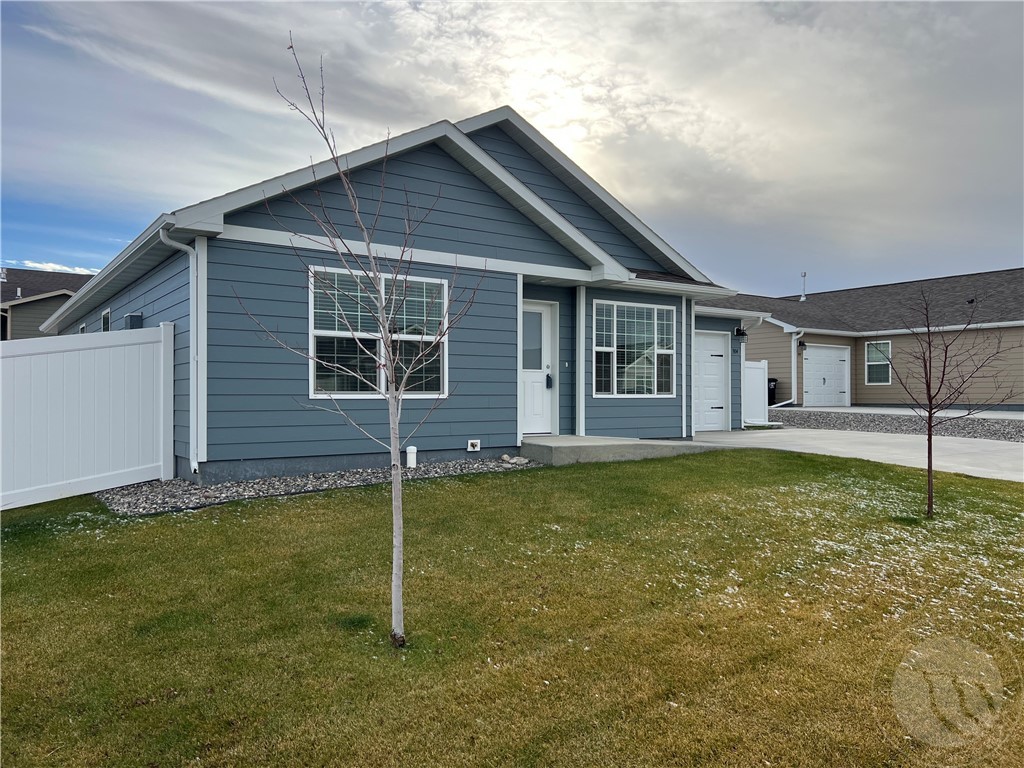 Billings, Montana 59105, United States, 3 Bedrooms Bedrooms, ,2 BathroomsBathrooms,Residential,Pending,31219