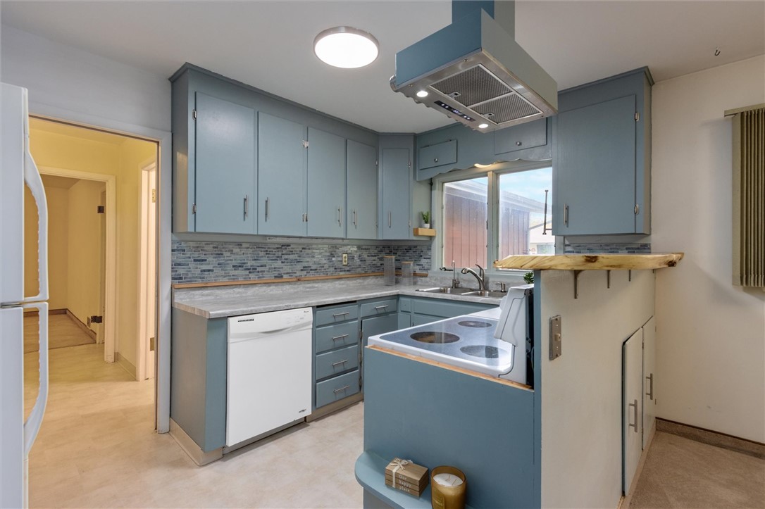 1124 Parkhill Drive