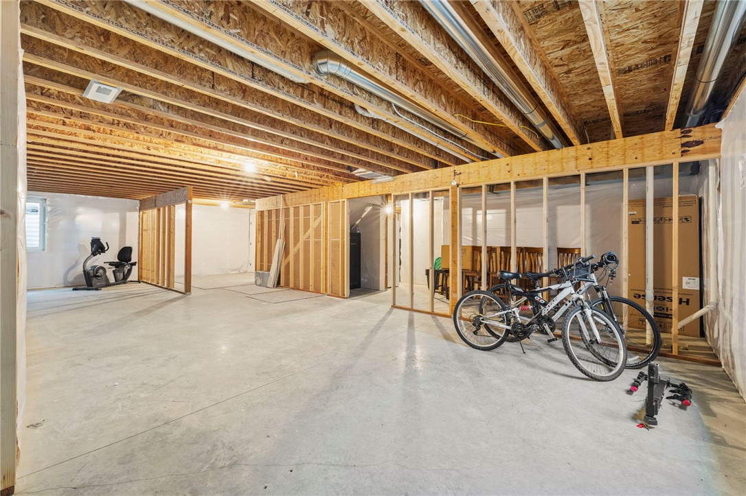 Billings, Montana 59105, United States, 3 Bedrooms Bedrooms, ,2 BathroomsBathrooms,Residential,Active,231737