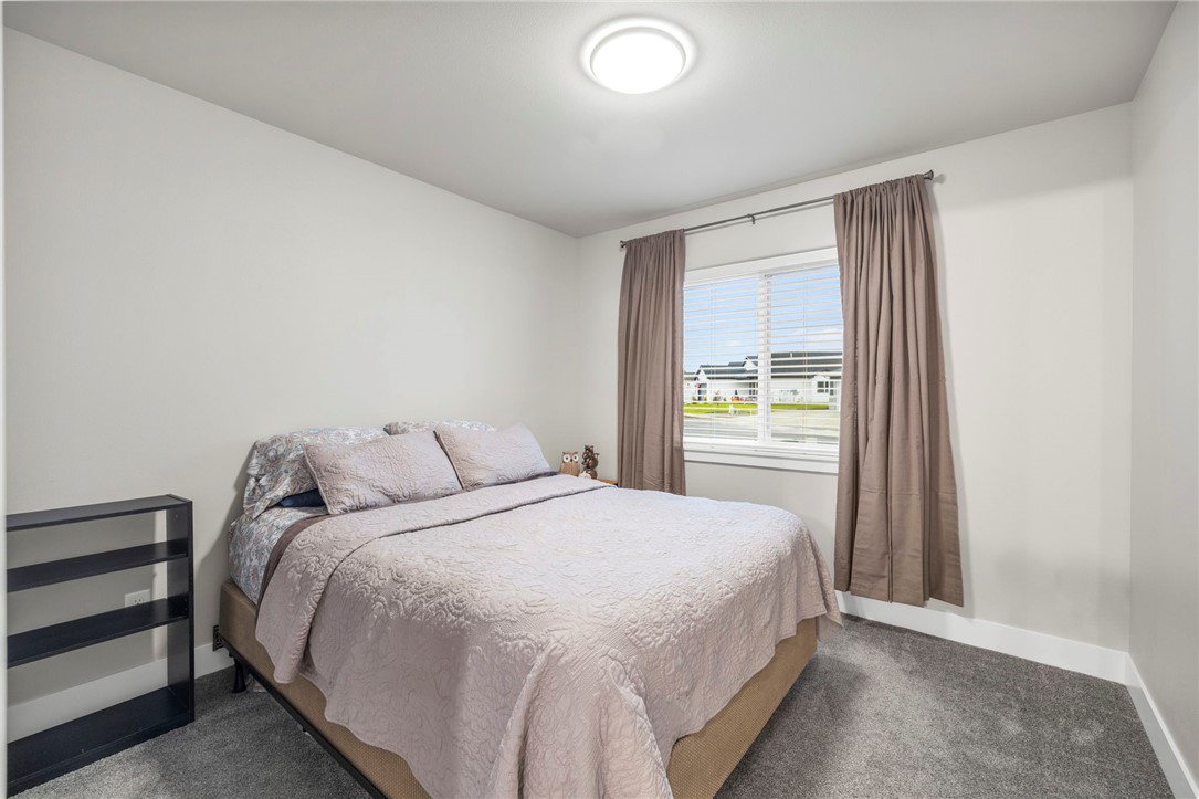 Billings, Montana 59105, United States, 3 Bedrooms Bedrooms, ,2 BathroomsBathrooms,Residential,Active,231737