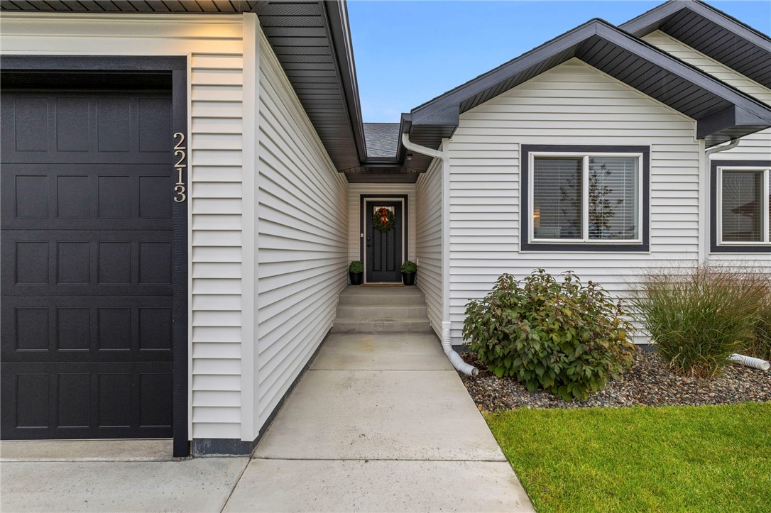 Billings, Montana 59105, United States, 3 Bedrooms Bedrooms, ,2 BathroomsBathrooms,Residential,Active,231737