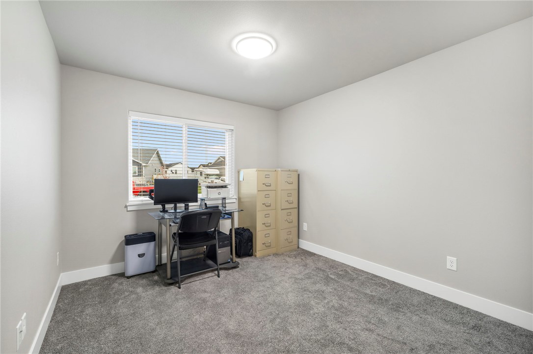 Billings, Montana 59105, United States, 3 Bedrooms Bedrooms, ,2 BathroomsBathrooms,Residential,Active,231737