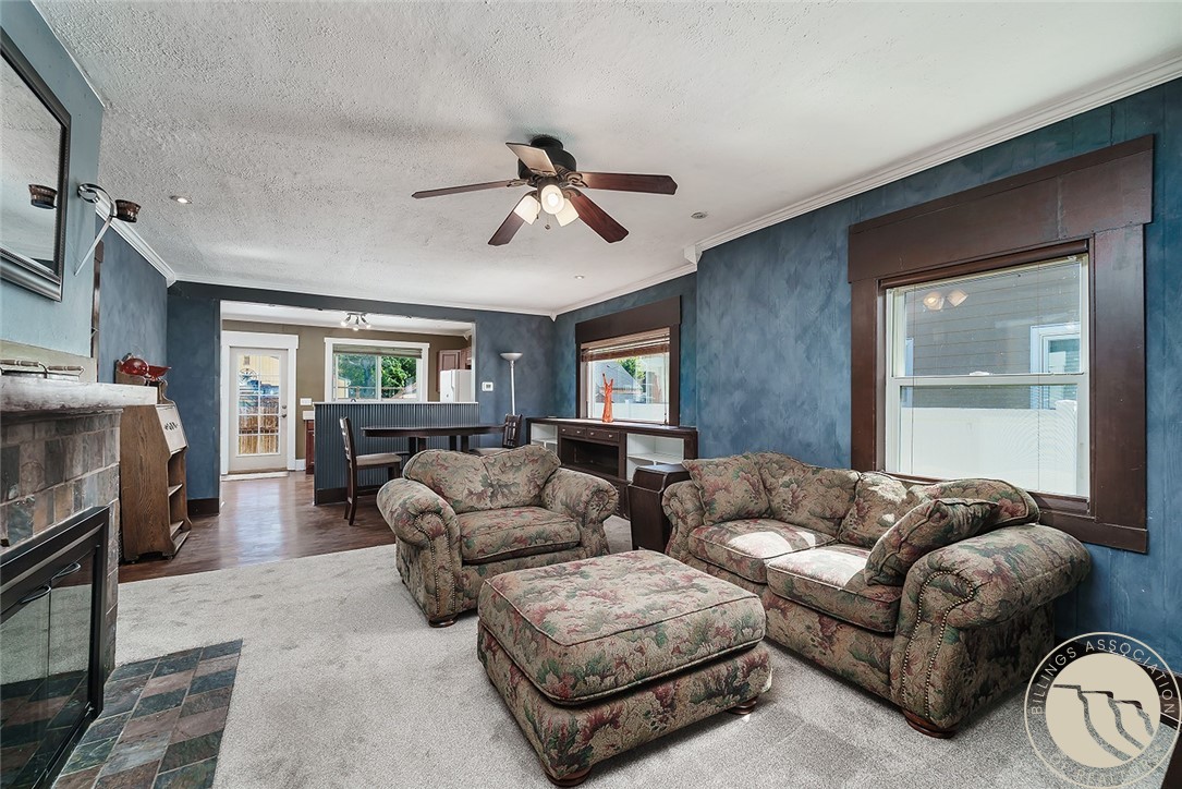 547 Parkhill Dr