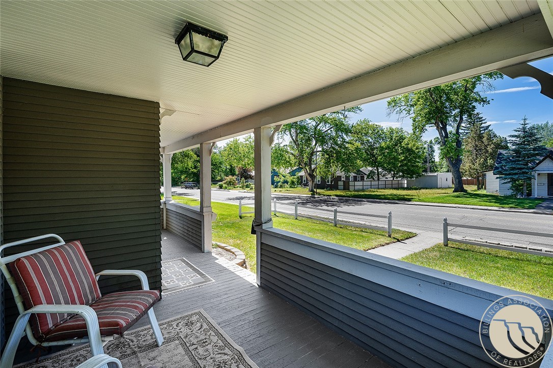 547 Parkhill Dr