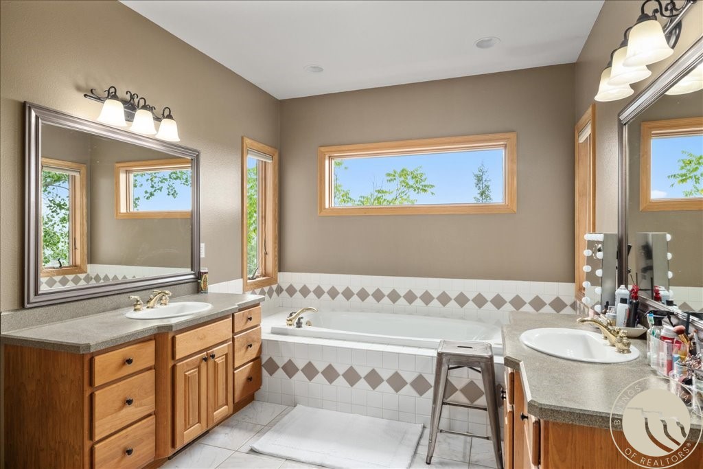 Billings, Montana 59106, United States, 7 Bedrooms Bedrooms, ,6 BathroomsBathrooms,Residential,Active,199505