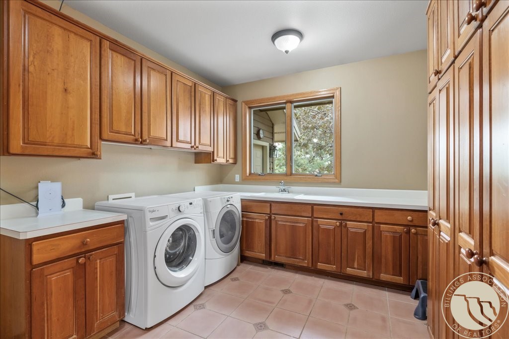 Billings, Montana 59106, United States, 7 Bedrooms Bedrooms, ,6 BathroomsBathrooms,Residential,Active,199505