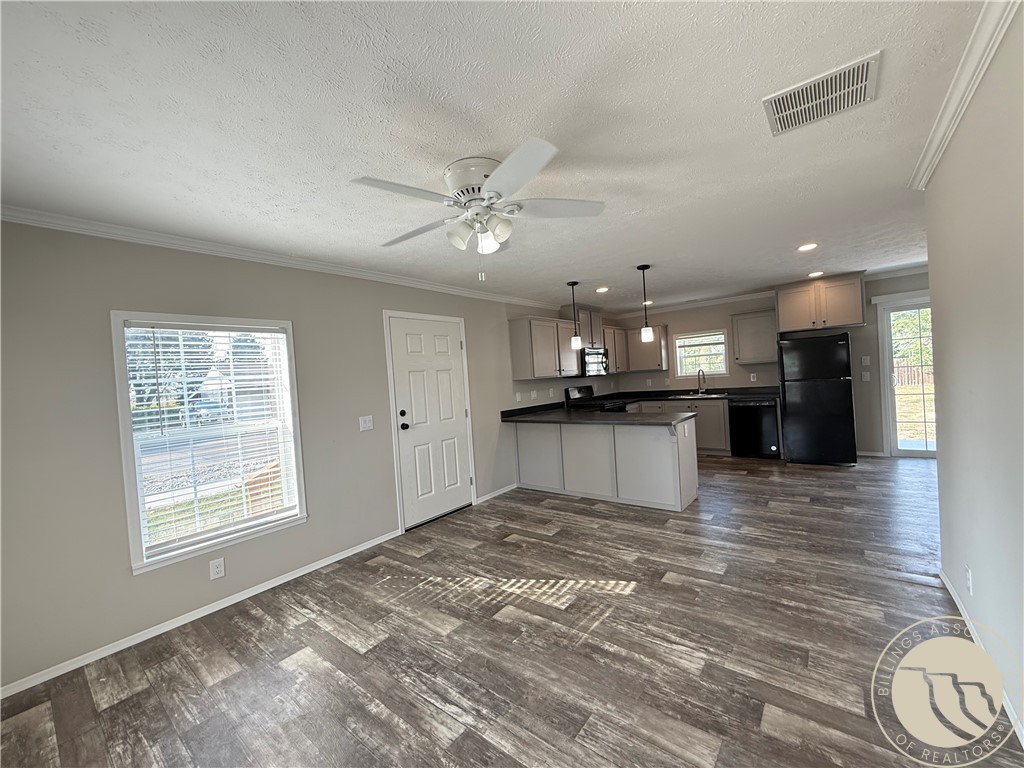 809-811 Ahoy Avenue