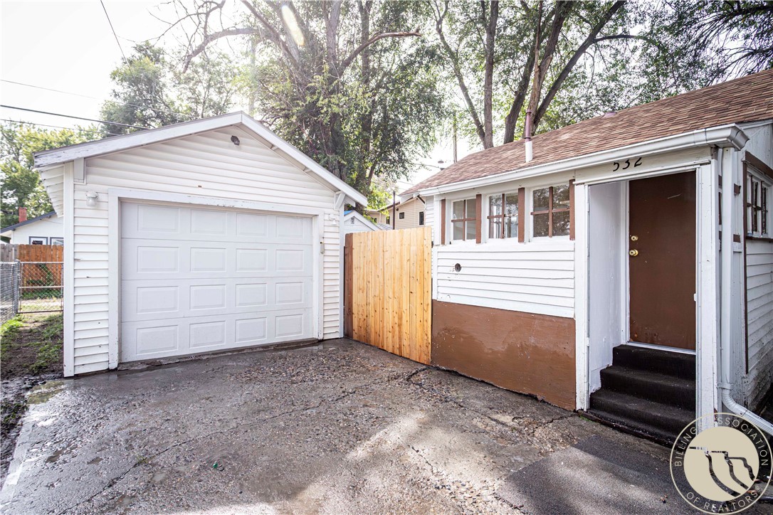532 Lewis Avenue
