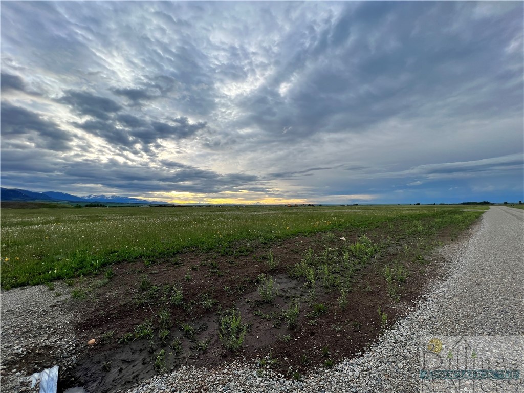 Lot 10 W Weaver Lane