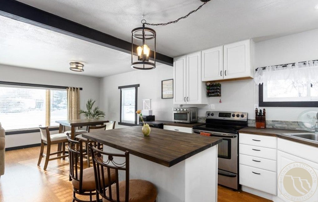 23 1st Street SE - Photo 3
