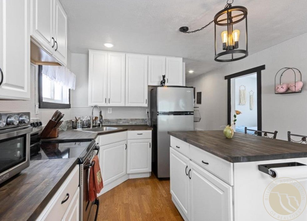 23 1st Street SE - Photo 4