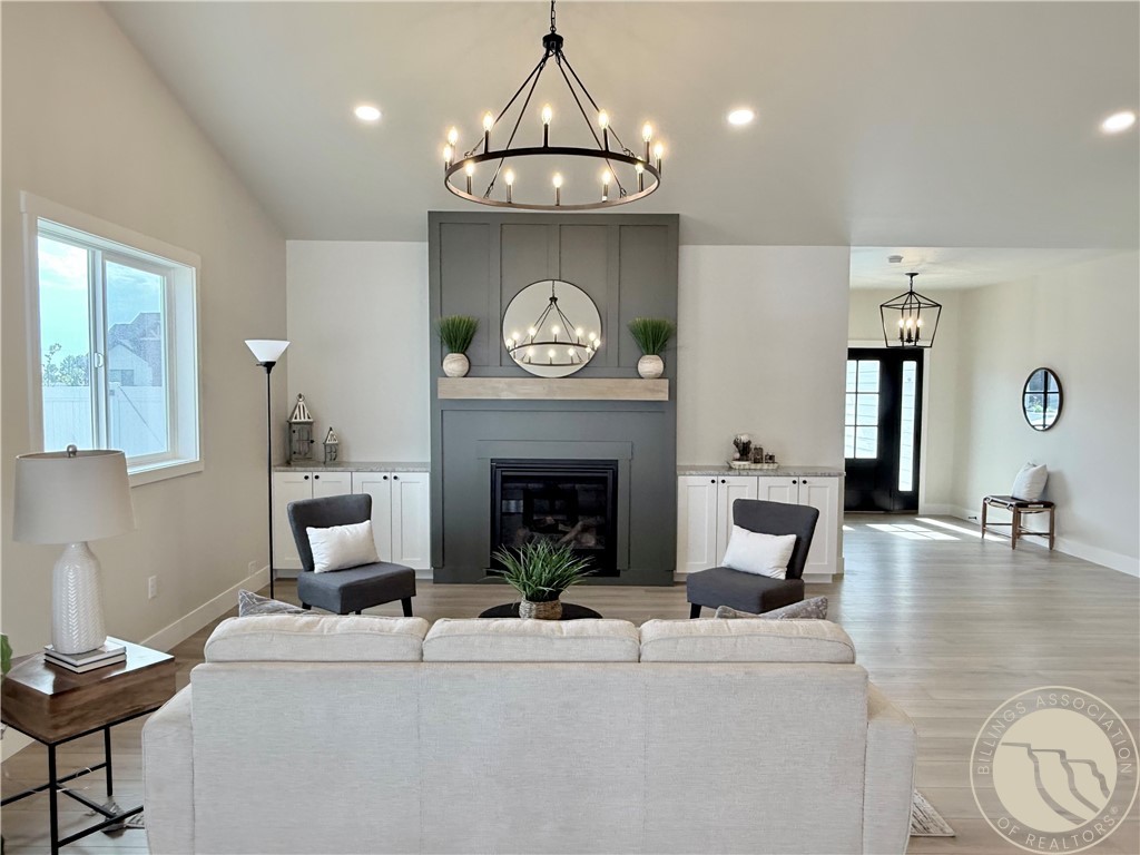 2315 River Agate Lane
