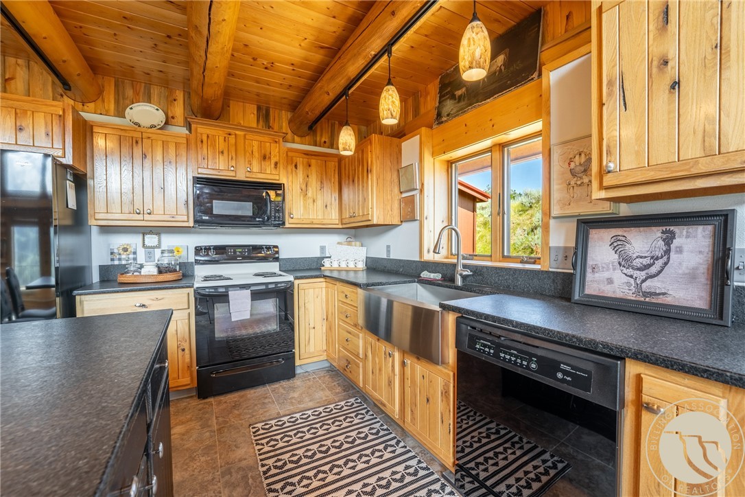 Red Lodge, Montana 59068, United States, 5 Bedrooms Bedrooms, ,3 BathroomsBathrooms,Residential,Active,183138