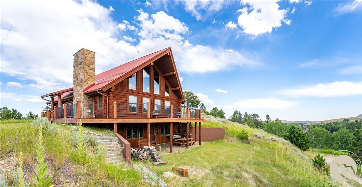 18 Beaver Trail Loop