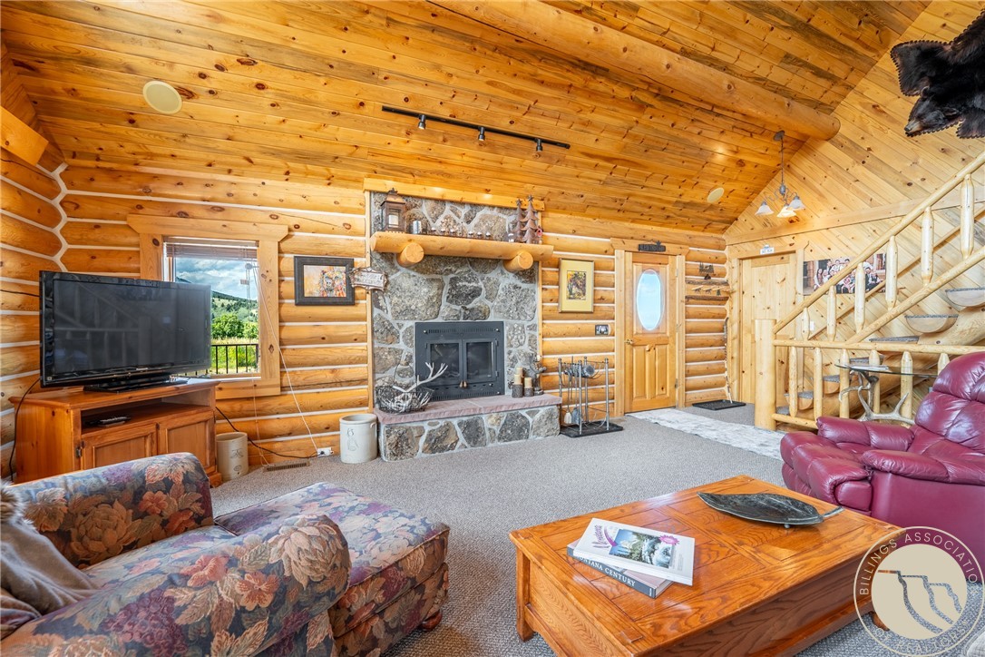 18 Beaver Trail Loop