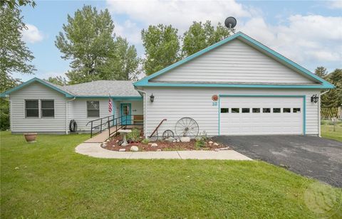 10 Elizabeth Ave Absarokee MT 59001