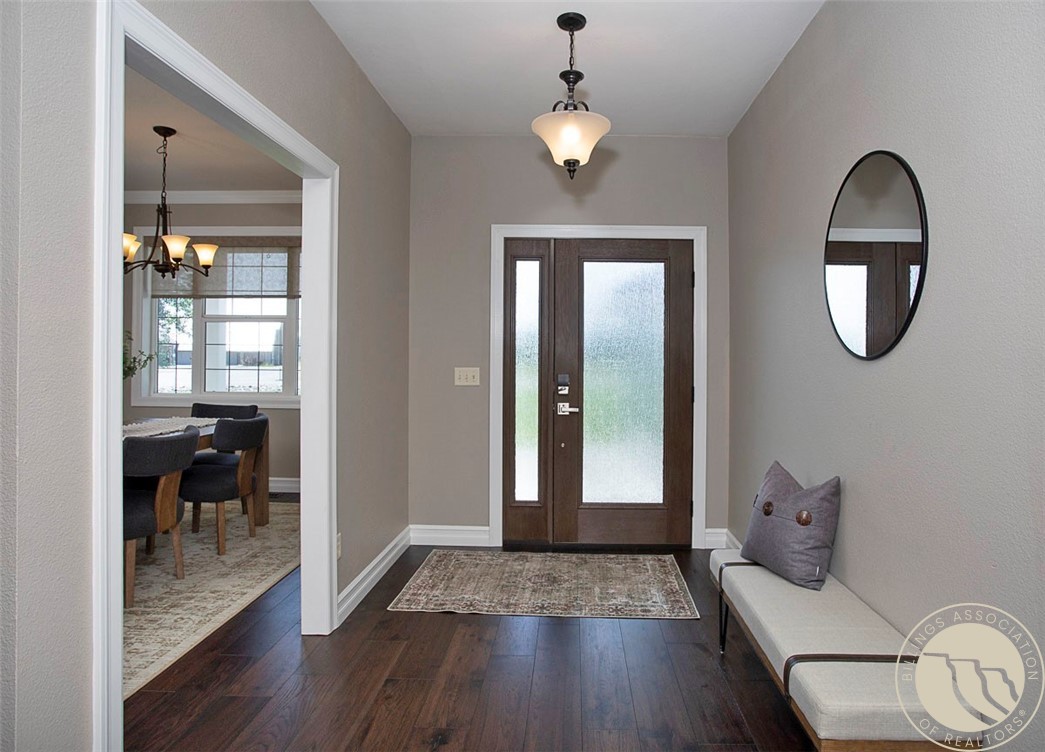 2915 Outfitter Trail