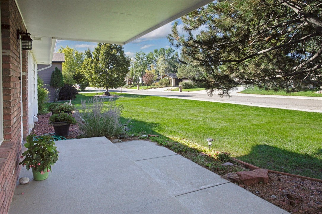 2501 Interlachen Drive