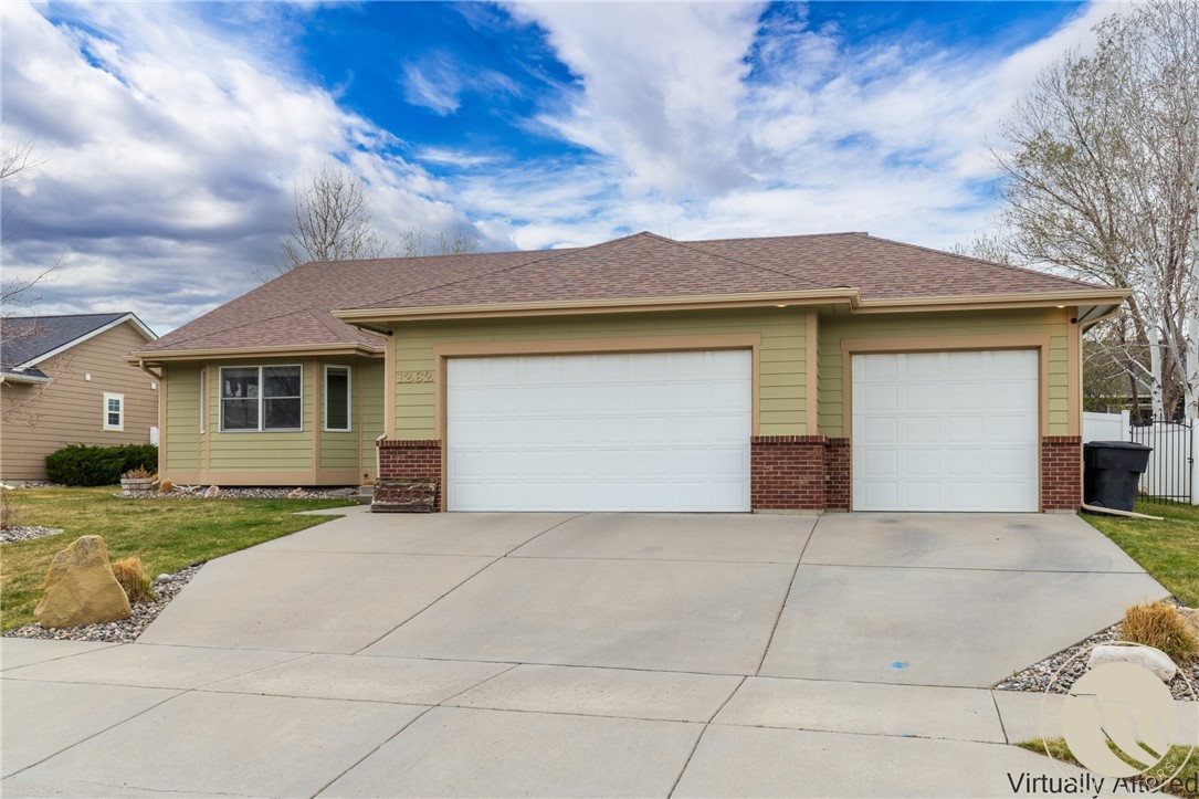 1262 Mirror Lake Lane