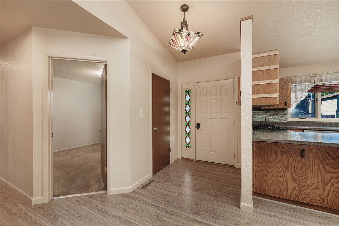 3111 Buttercup Dr