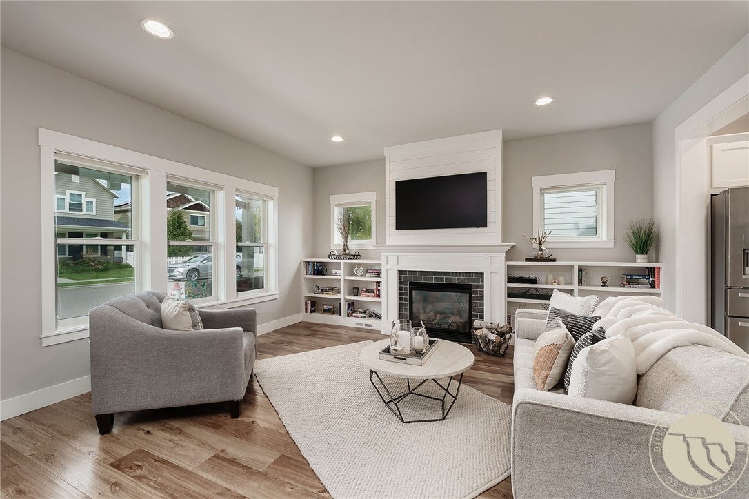 1639 Hidden Cove Lane