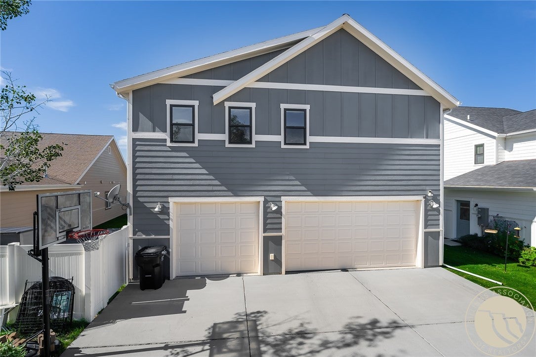 1639 Hidden Cove Lane