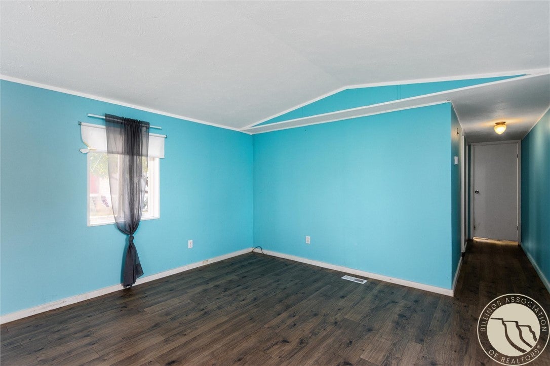 2224 US Highway 87 E #111 111
