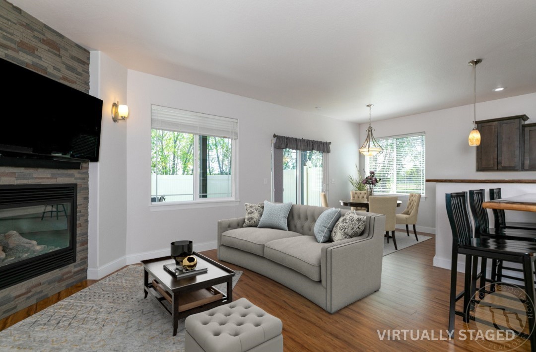 207 Boston Hill Rd