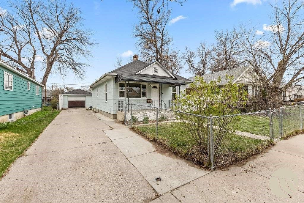 Photo of 36 Monroe Street, Billings, MT 59101 (MLS # 358601)