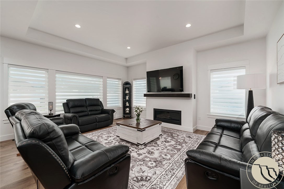 1530 Prairie Meadow Lane