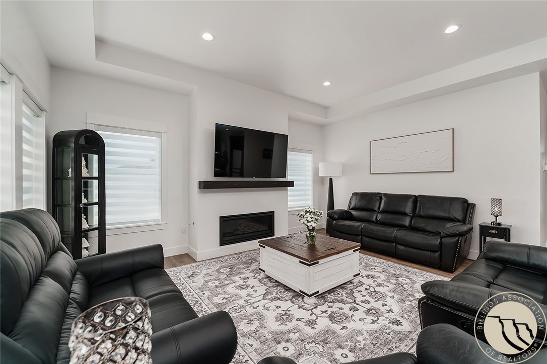 1530 Prairie Meadow Lane