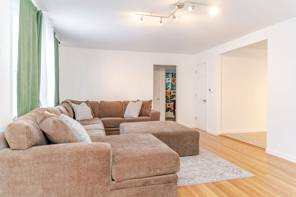 2420 Elizabeth Street