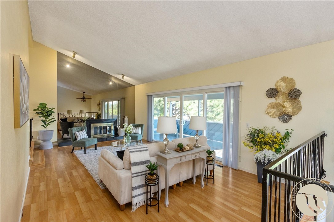 605 Sahara Drive