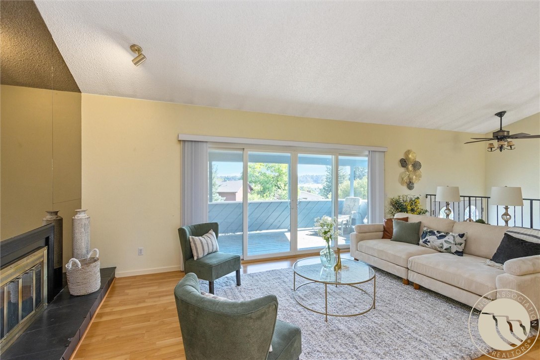 605 Sahara Drive