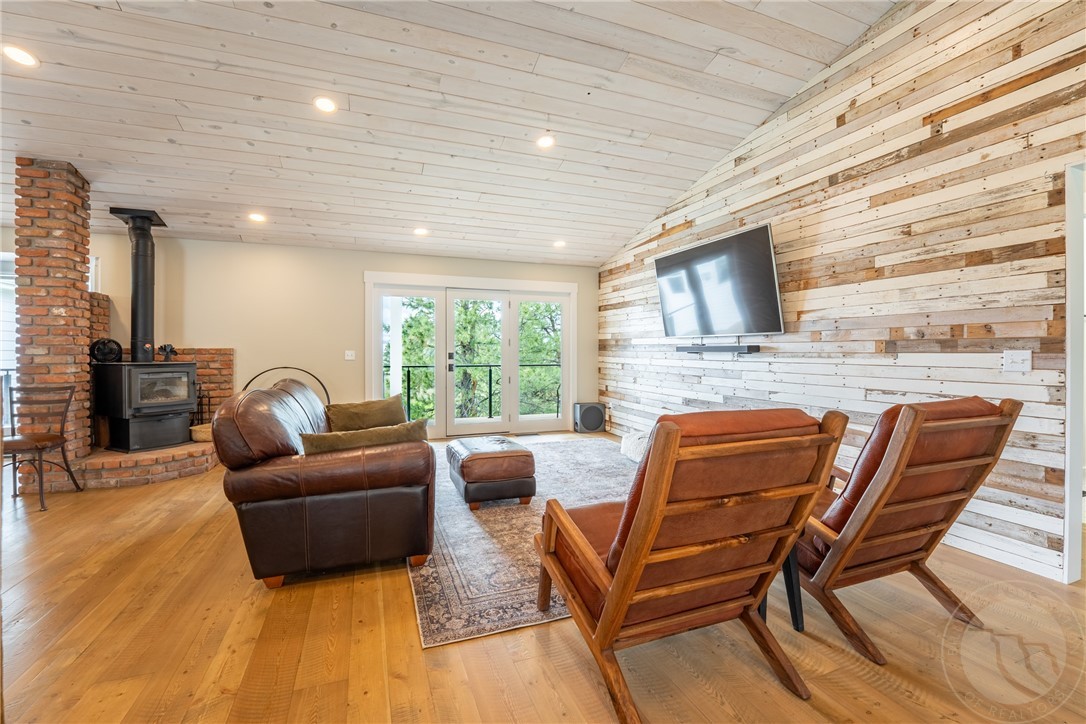 4240 High Trail Road
