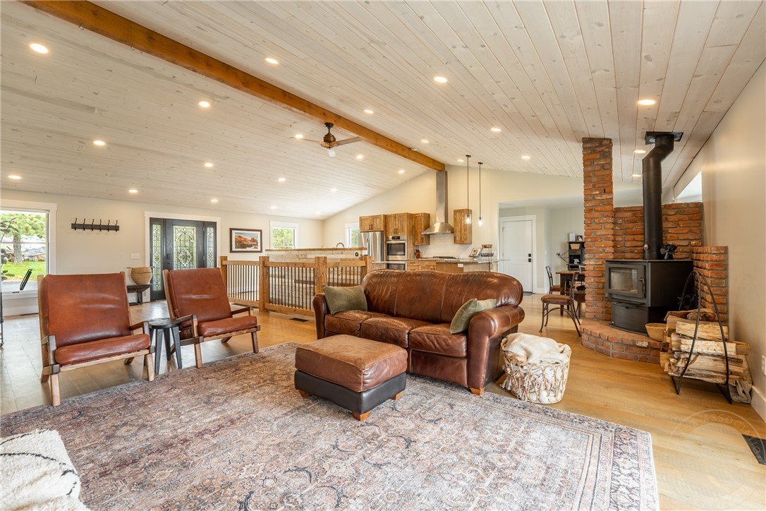 4240 High Trail Road