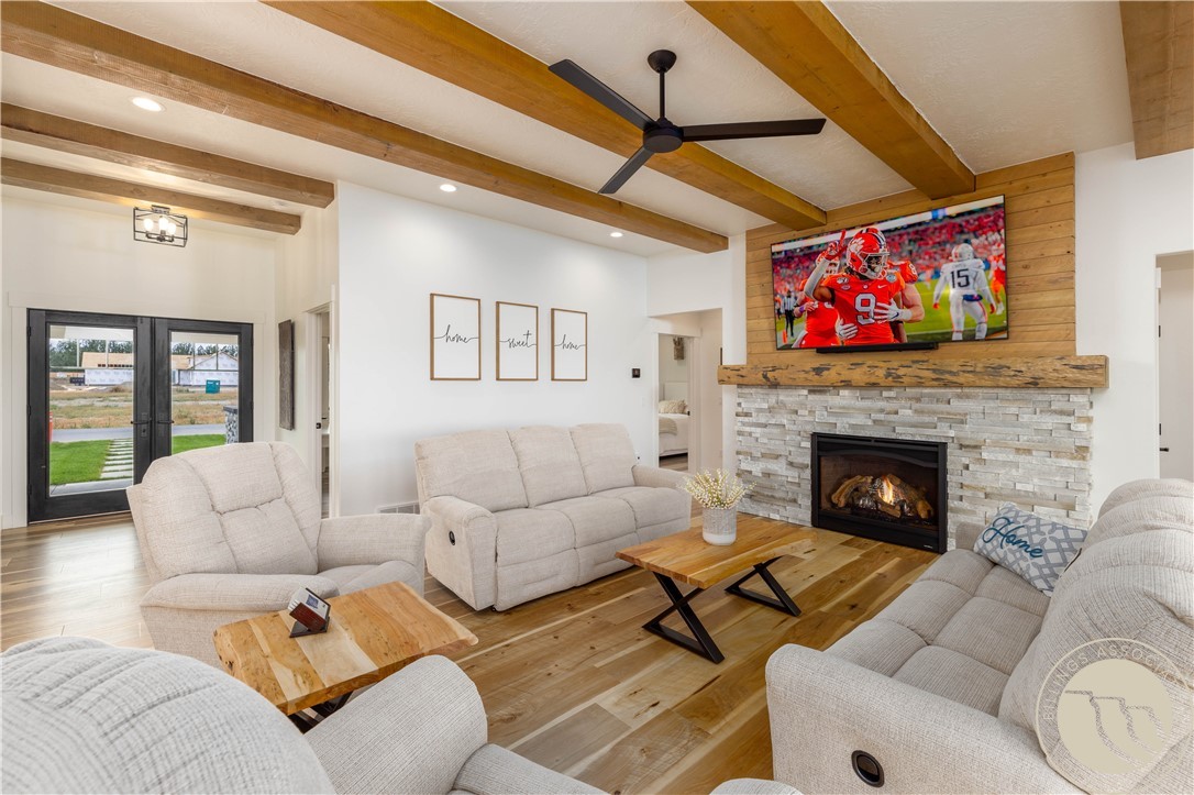6109 White Ash Place