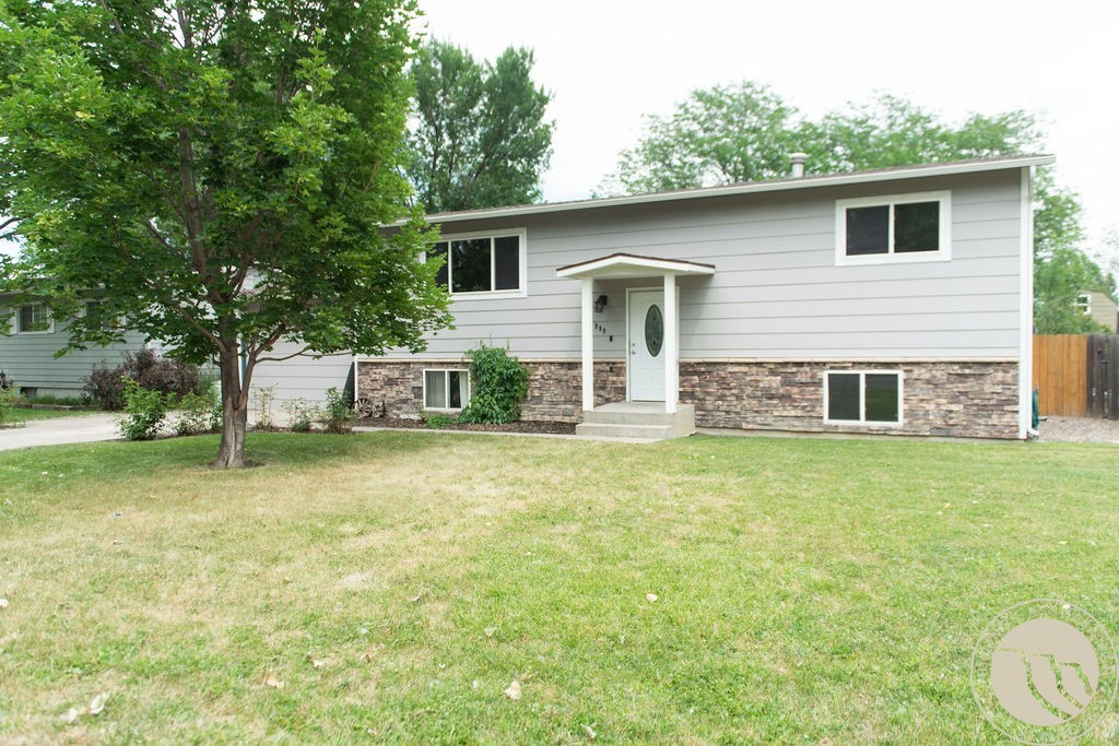 909 Maywood Drive