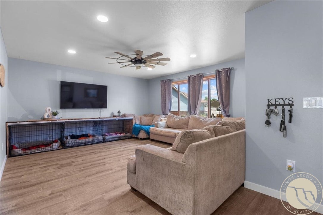 824 Troy Circle