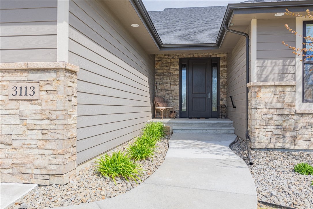 3113 Peregrine Lane