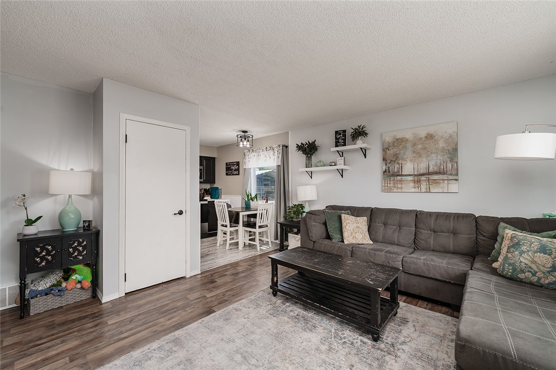 125 Nightingale Drive