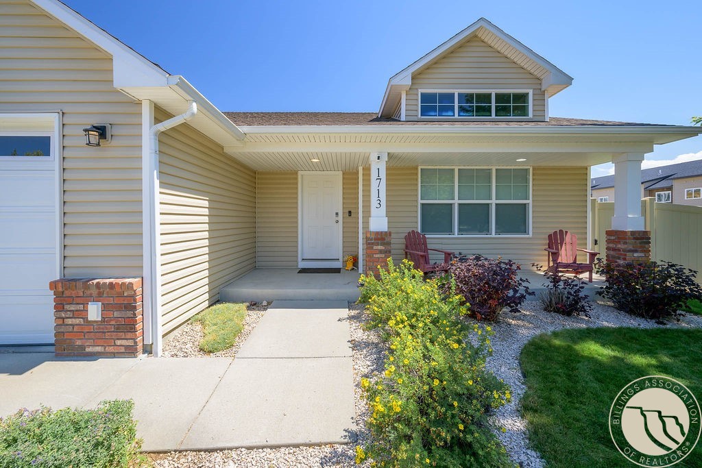 1713 Tiburon Lane