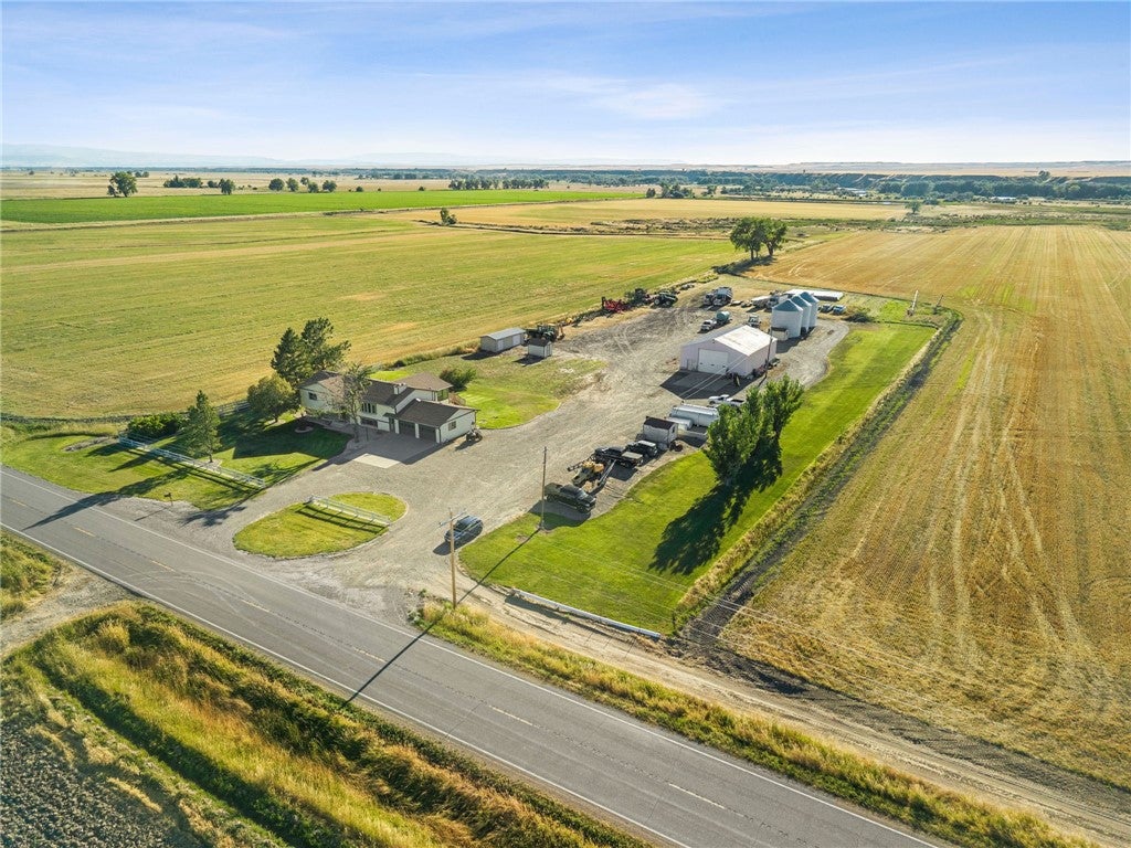 11698 Highway 313