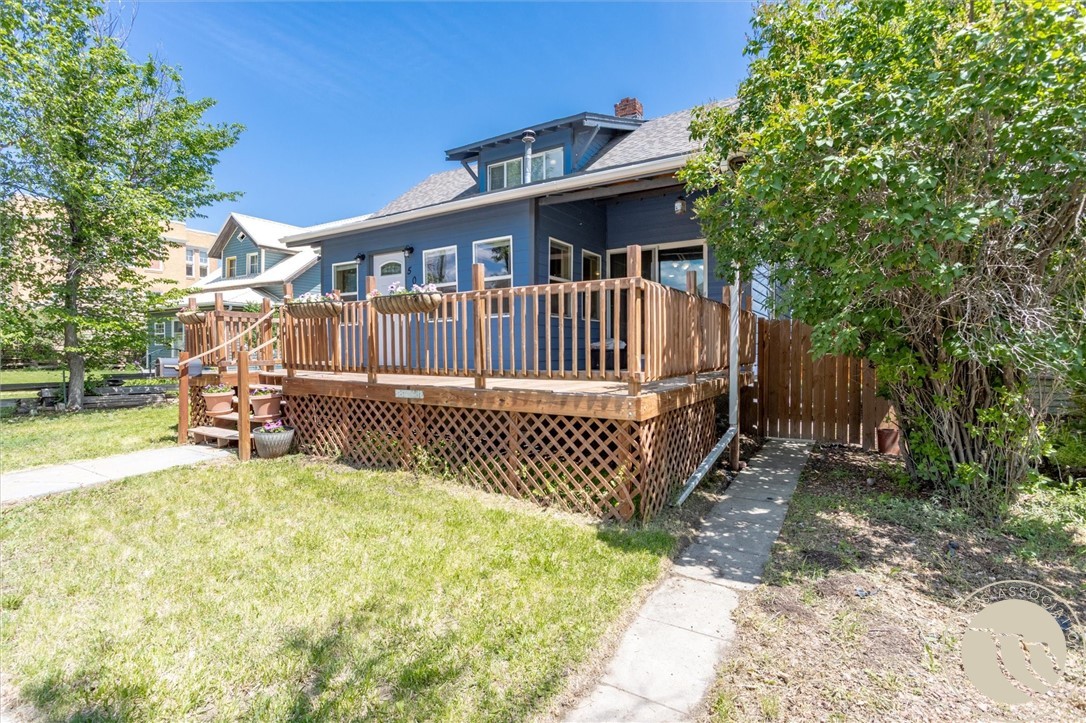 508 1st Street W