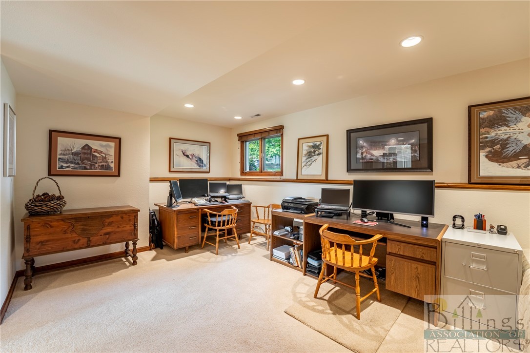 Billings, Montana 59106, United States, 4 Bedrooms Bedrooms, ,3 BathroomsBathrooms,Residential,Contingent,50116