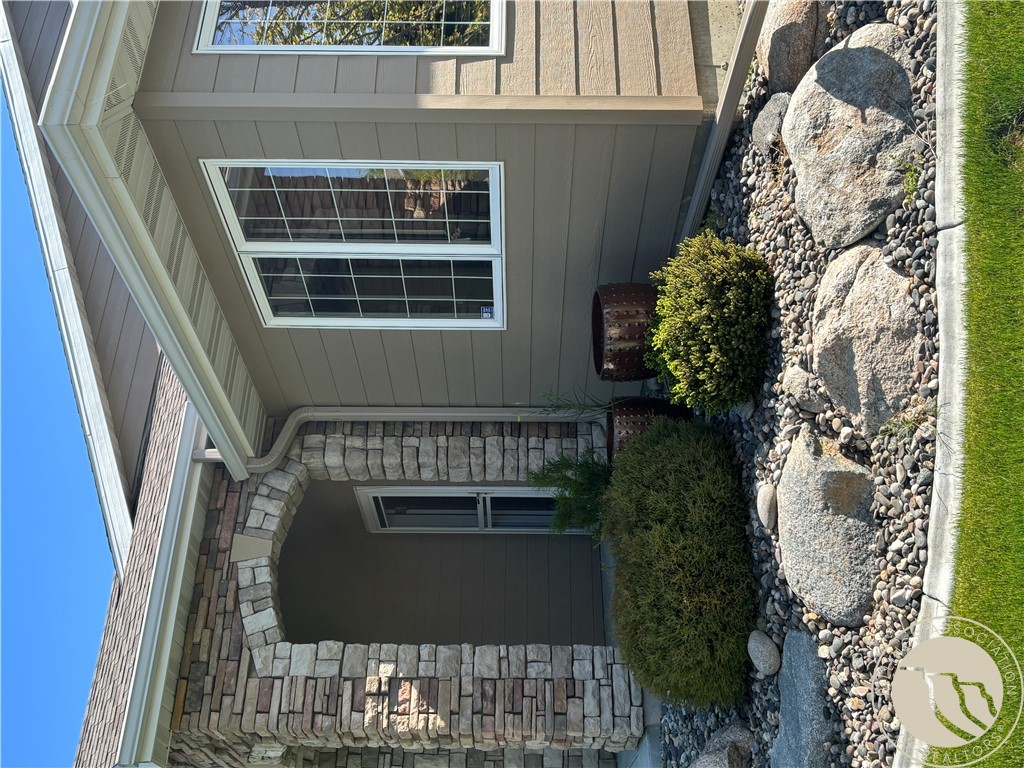 2309 Bonnevue Square