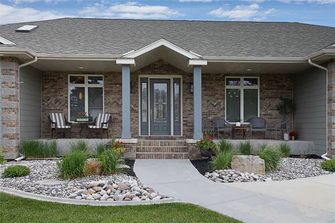 415 Tamarisk Drive